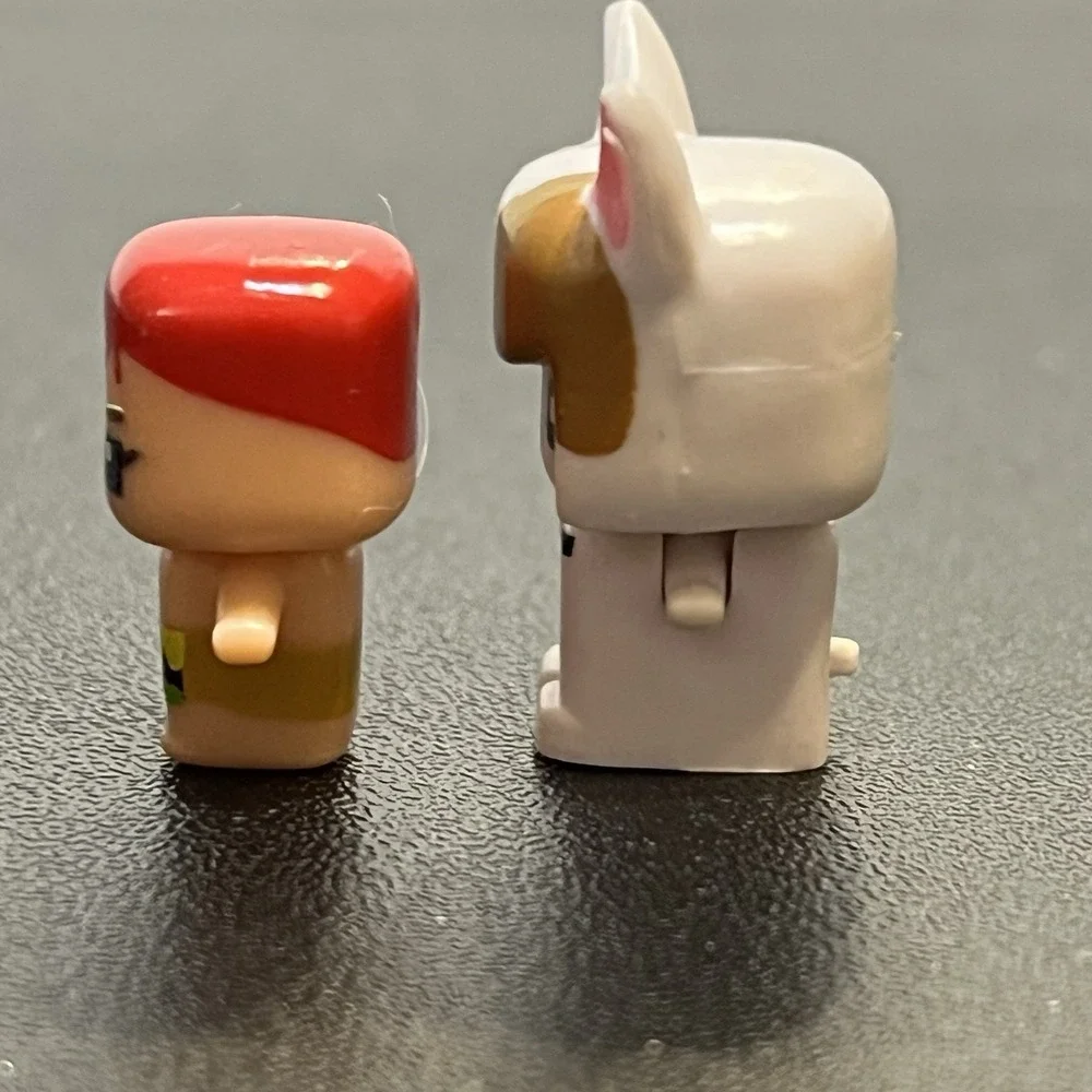 My Mini MixieQ's Mixie Q's Lot Of 2 Red Head Girl Boy Dog Costume Tiny Toys